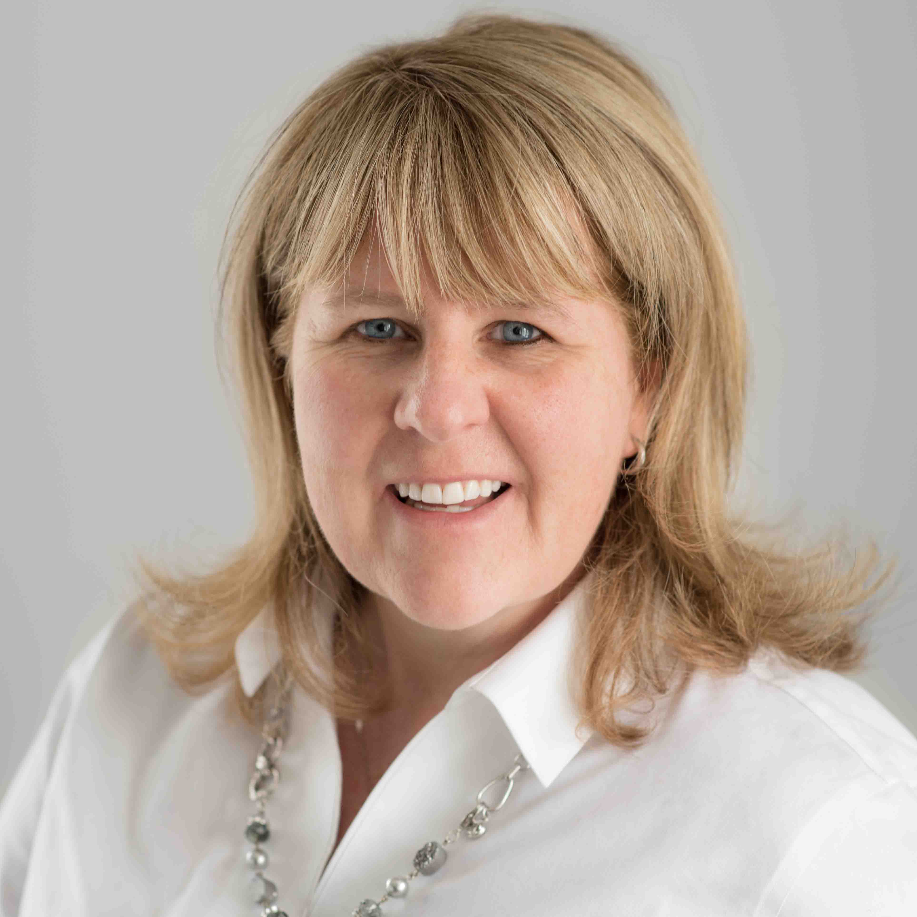 Sandra Datars Bere, BA'87, MPA'06