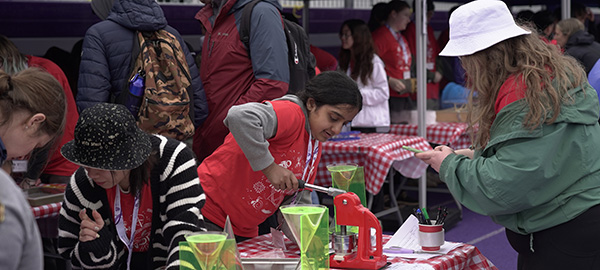 A child and adult do an experiment 